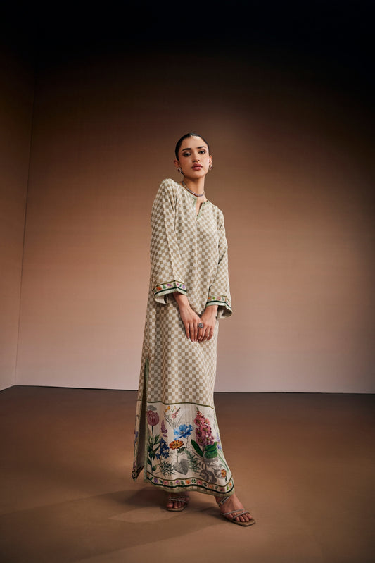 Flowing Straight kaftan inspired with intricate checks and floral border.