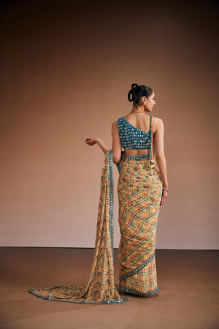 Beige Floral And Checks Printed Saree Set
