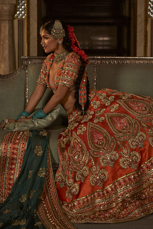 TR 373 ISHQIYA