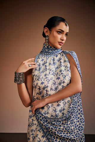 Printed kurta paired with pant and dupatta
