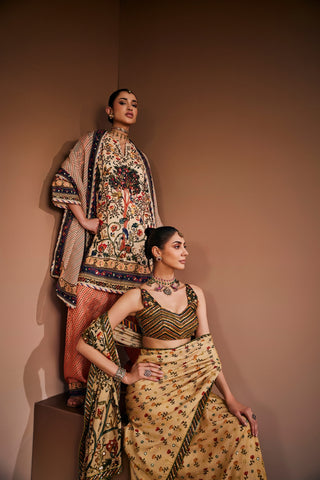 Floral Printed Saree Set